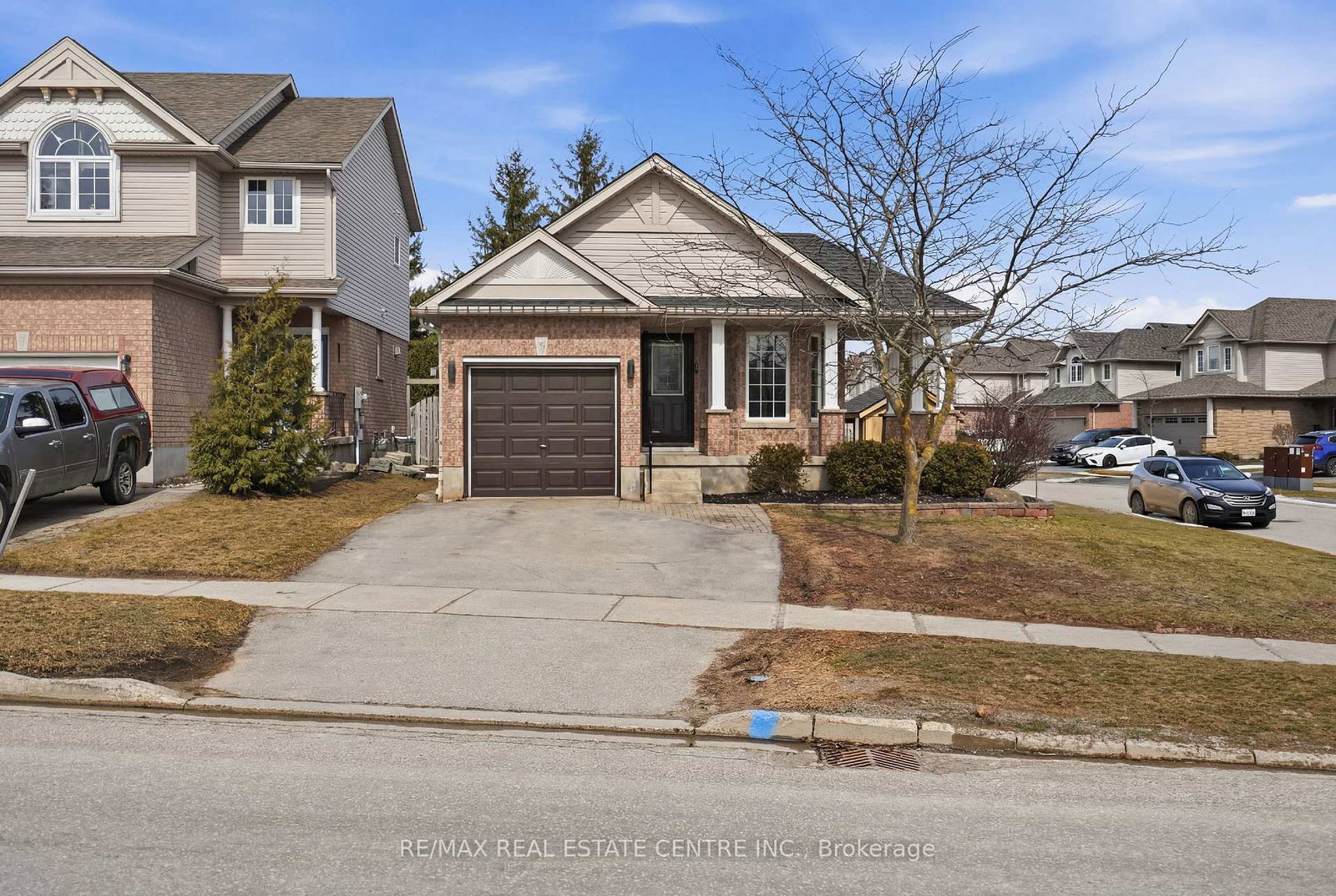 321-montgomery-boulevard-orangeville-ontario-w13088104