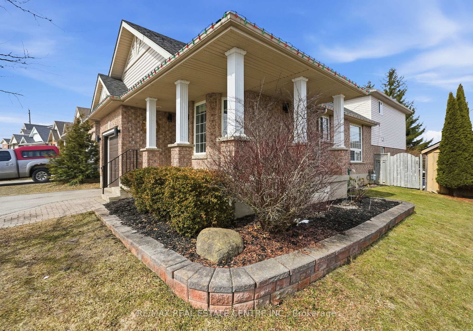 321-montgomery-boulevard-orangeville-ontario-w13088104