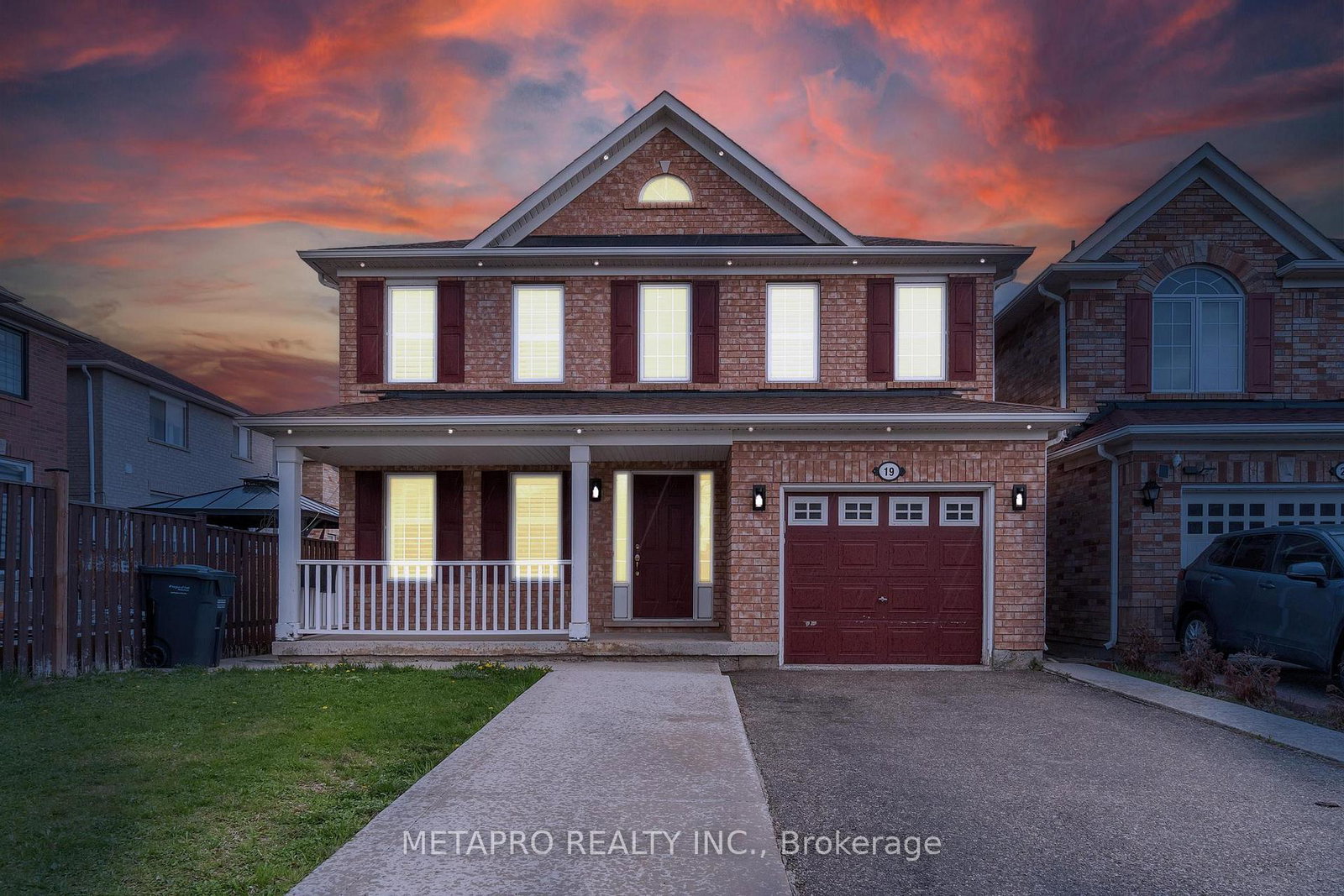 19-firwood-crescent-brampton-ontario-w13088108