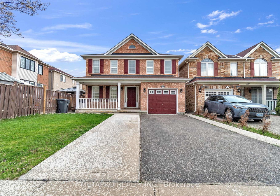 19-firwood-crescent-brampton-ontario-w13088108
