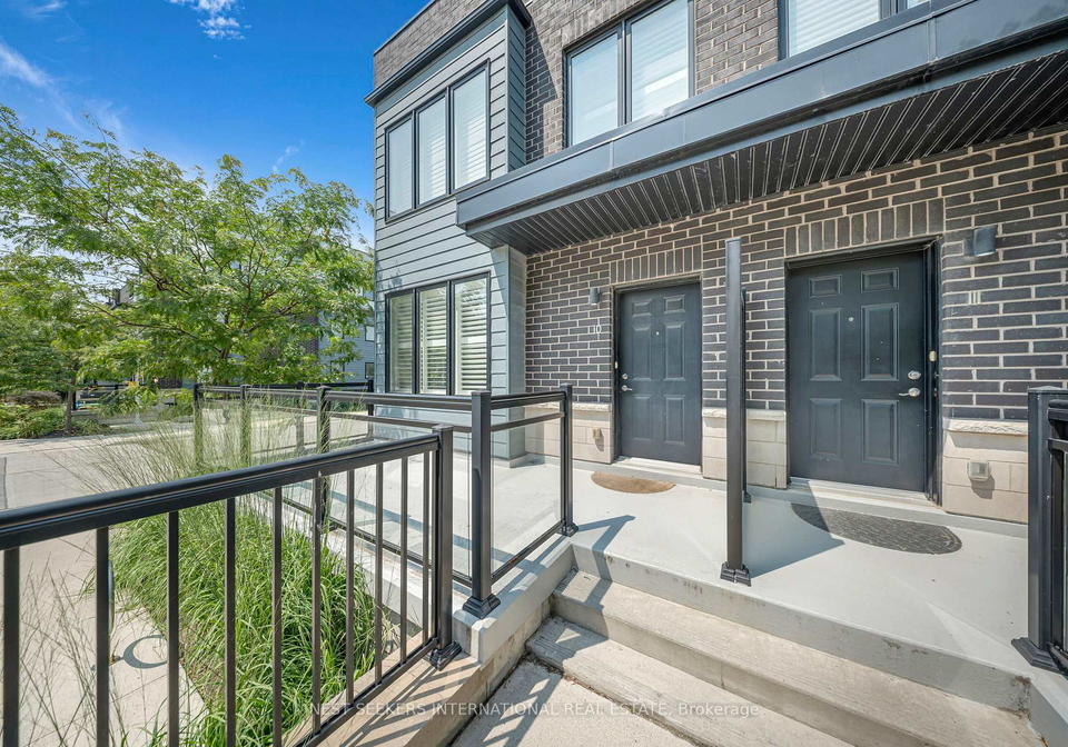 2212-bromsgrove-road-mississauga-ontario-w13088150