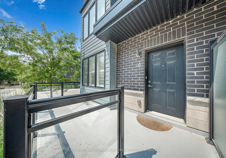 2212-bromsgrove-road-mississauga-ontario-w13088150