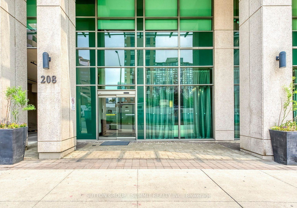 208-enfield-place-mississauga-ontario-w13088260