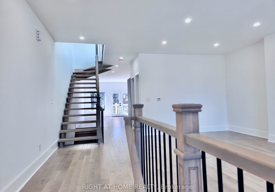 21b-roseland-drive-etobicoke-ontario-w13088360