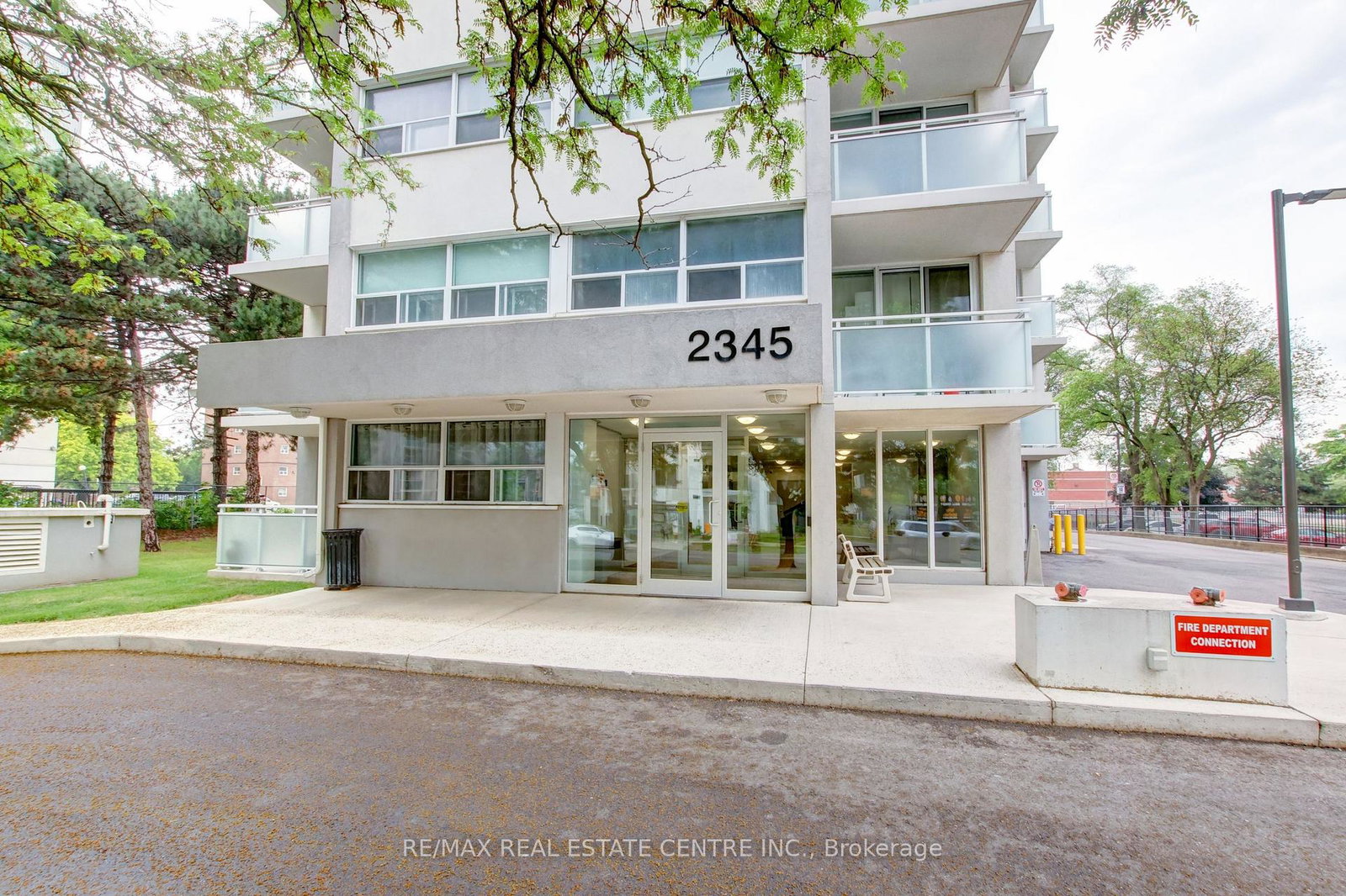 2345-confederation-parkway-mississauga-ontario-w13088522