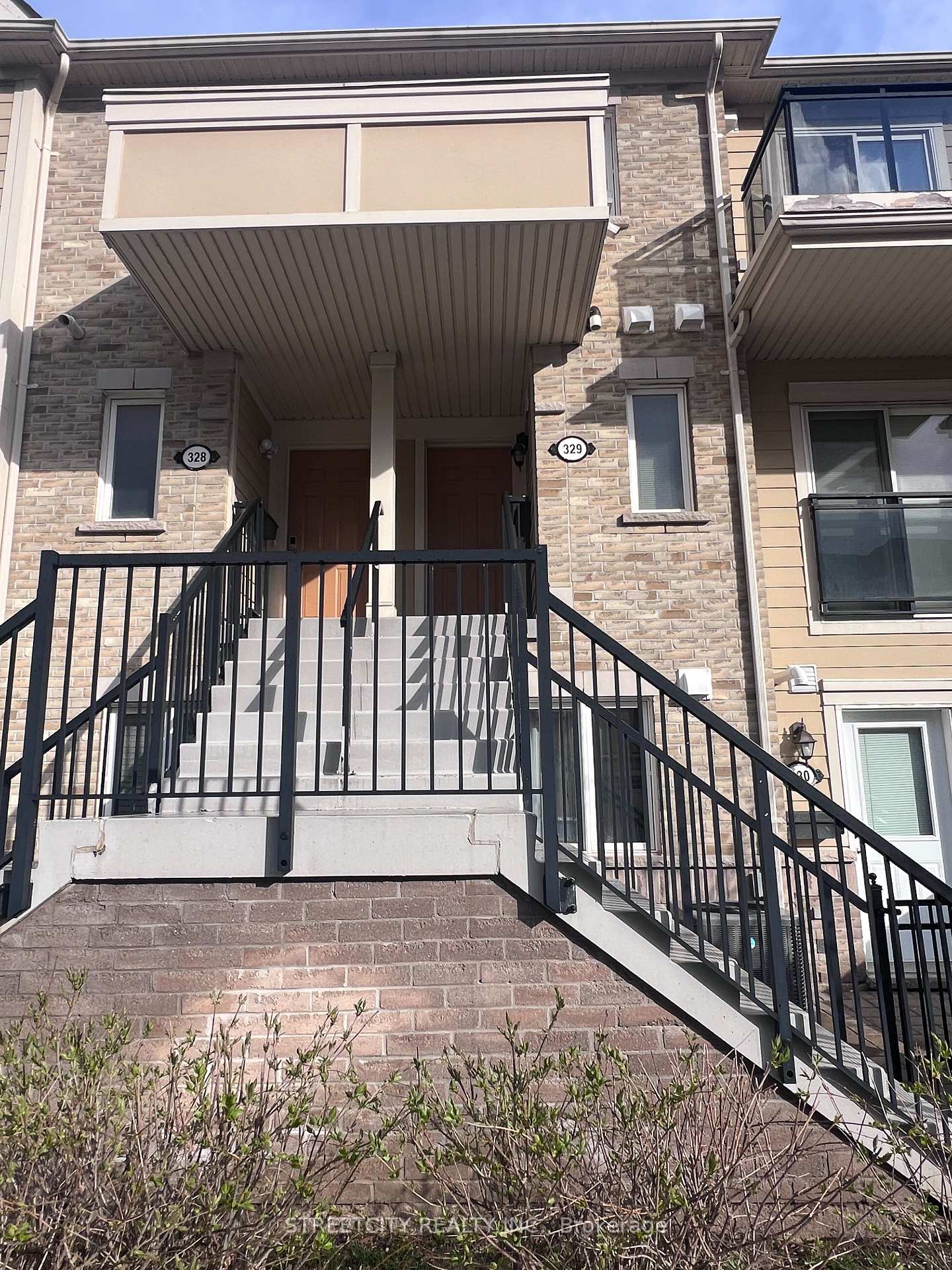 4975-southampton-drive-mississauga-ontario-w13088600