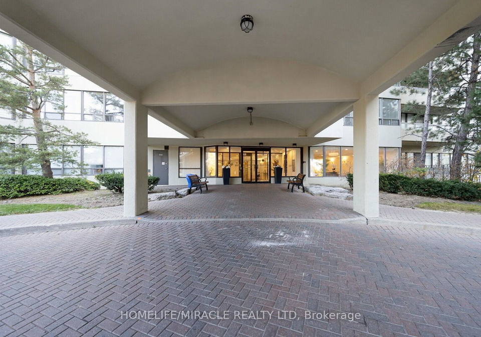 22-hanover-road-brampton-ontario-w13088692