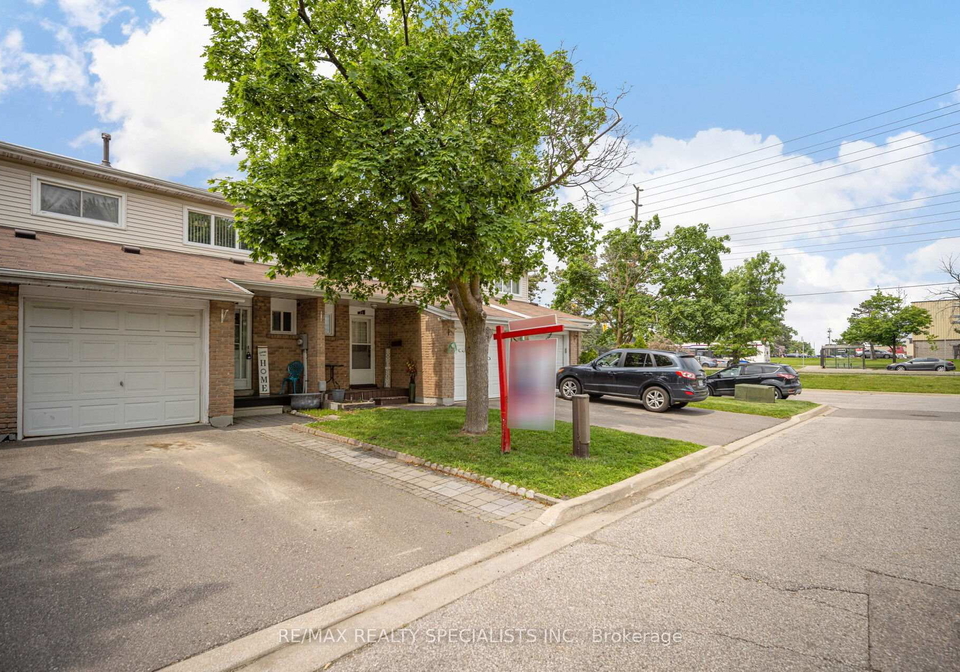 20-enmount-drive-brampton-ontario-w13088704
