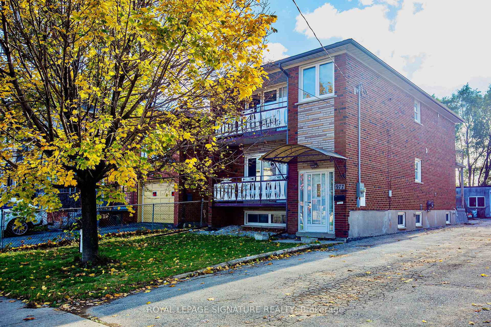 977-glencairn-avenue-north-york-ontario-w13088724