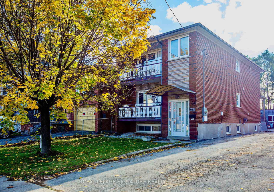 977-glencairn-avenue-north-york-ontario-w13088724
