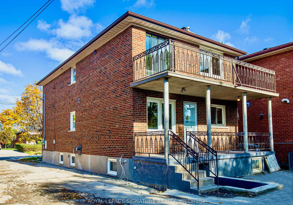 977-glencairn-avenue-north-york-ontario-w13088724