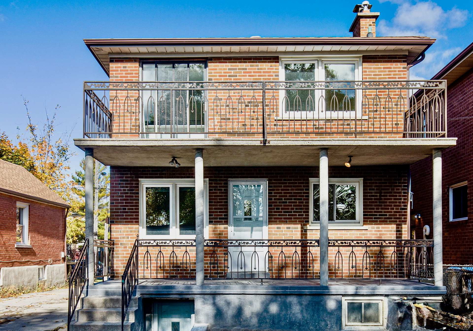 977-glencairn-avenue-north-york-ontario-w13088724