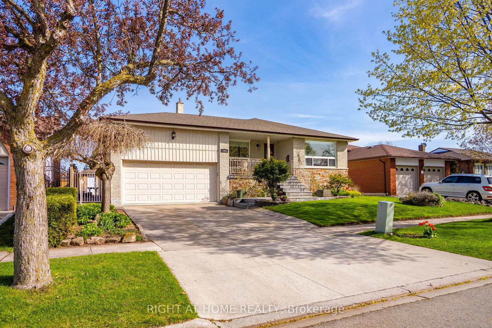 304-ulric-crescent-oakville-ontario-w13088744