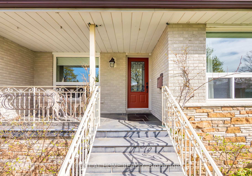 304-ulric-crescent-oakville-ontario-w13088744