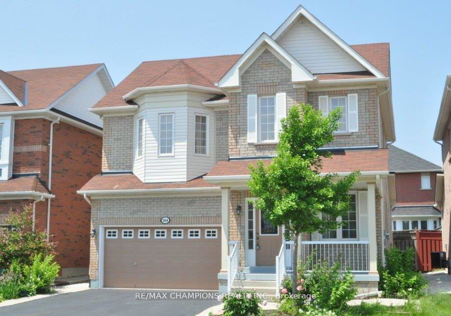 104-masters-green-crescent-brampton-ontario-w13089036