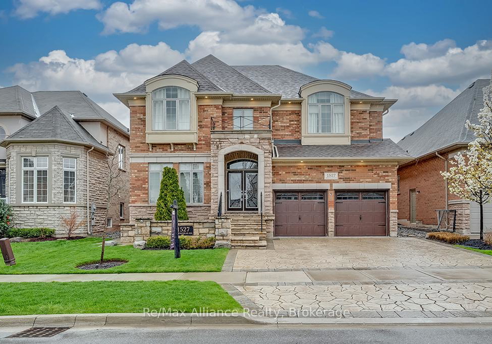 1527-arrowhead-road-oakville-ontario-w13089076
