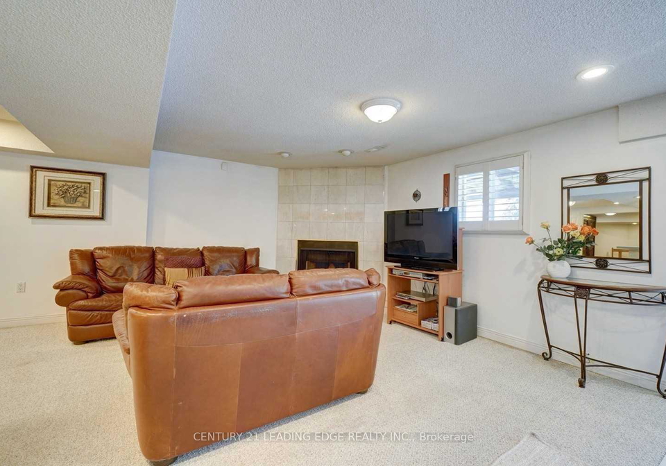 1374-heritage-way-oakville-ontario-w13089124