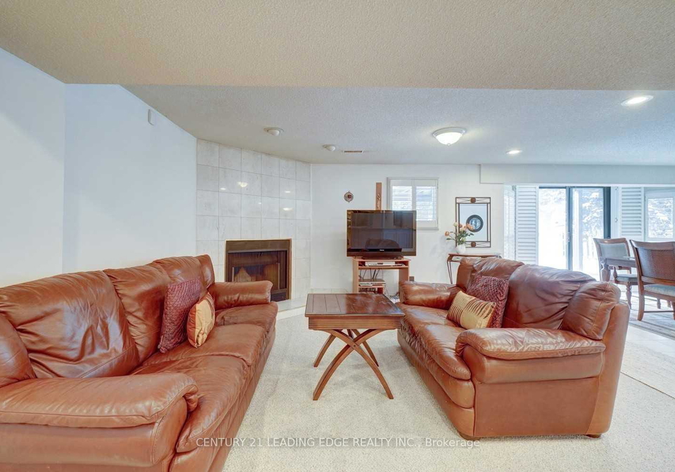 1374-heritage-way-oakville-ontario-w13089124