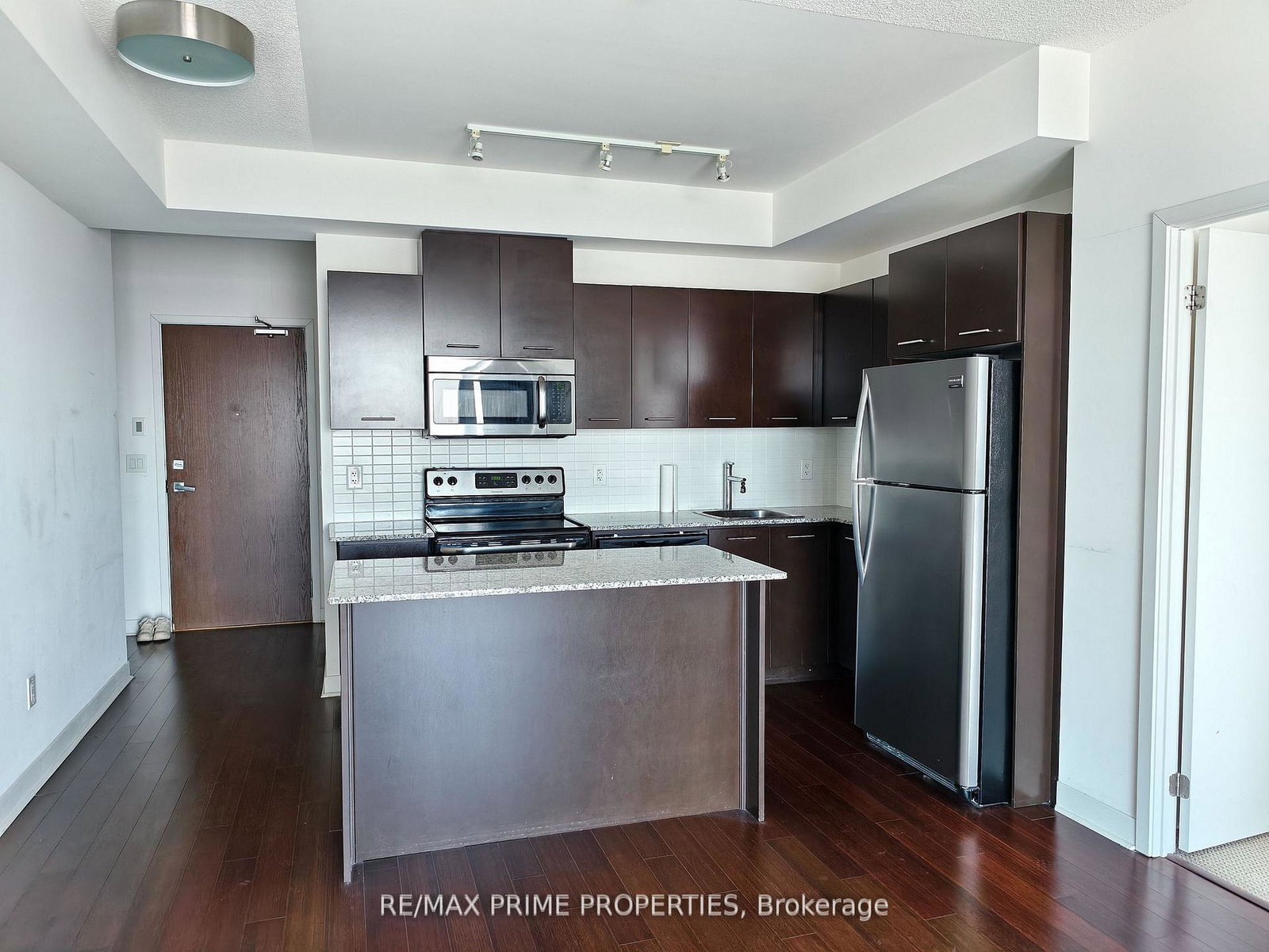 360-square-one-drive-mississauga-ontario-w13089234