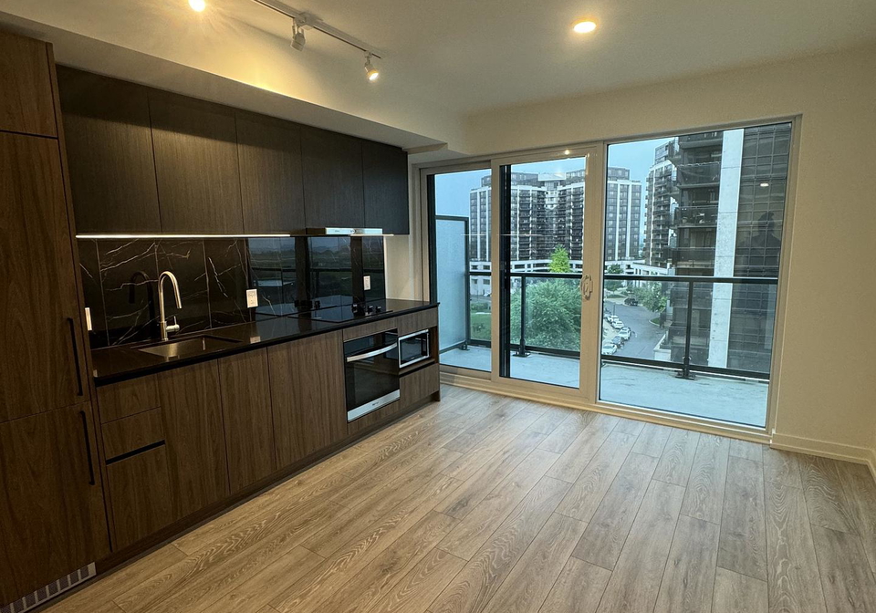1100-sheppard-avenue-w-york-ontario-w13089316