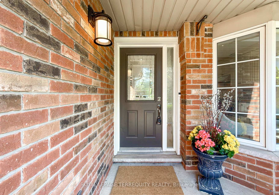 3076-lakeshore-road-w-oakville-ontario-w13089602