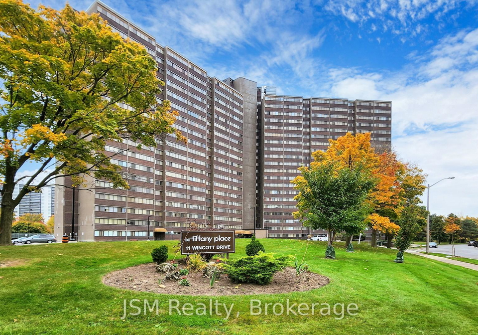 11-wincott-drive-etobicoke-ontario-w13090002