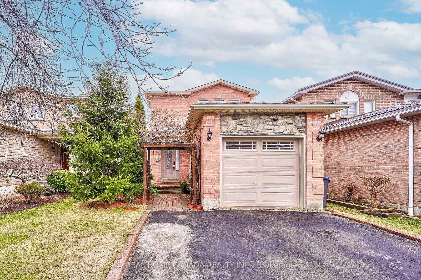 540-bluesky-crescent-mississauga-ontario-w13090078