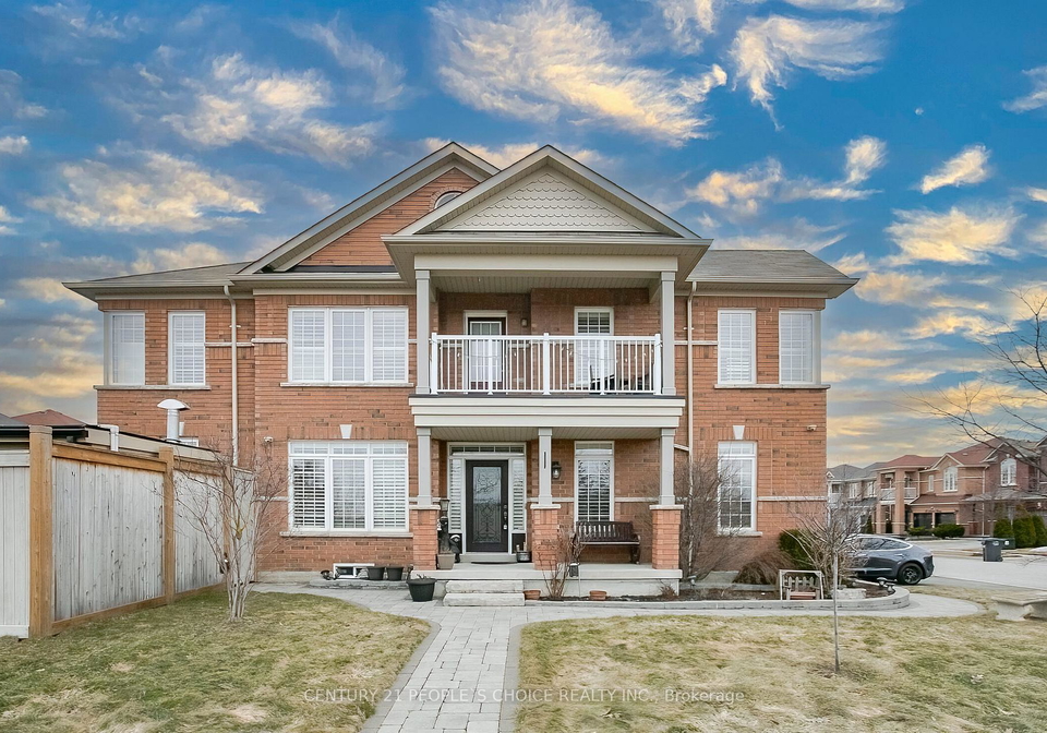 33-accent-circle-brampton-ontario-w13090086
