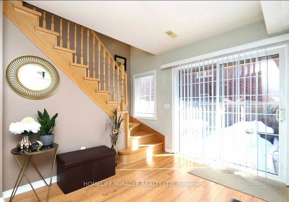 29-denison-avenue-brampton-ontario-w13090098