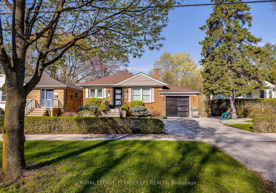 256-renforth-drive-etobicoke-ontario-w13090510