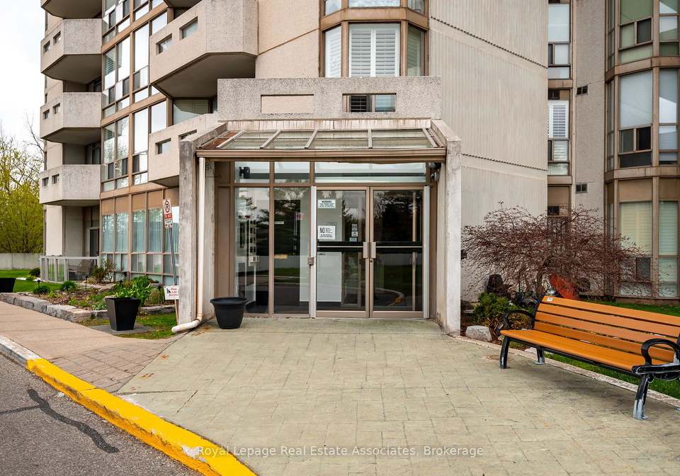 20-mcfarlane-drive-halton-hills-ontario-w13090778