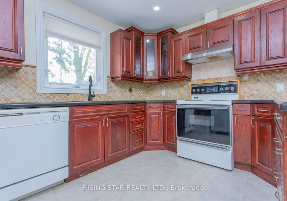 1328-cawthra-road-mississauga-ontario-w13091644