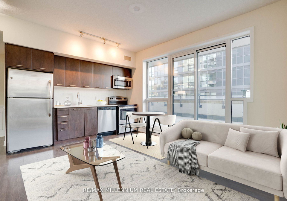 2212-lake-shore-boulevard-w-etobicoke-ontario-w13091656