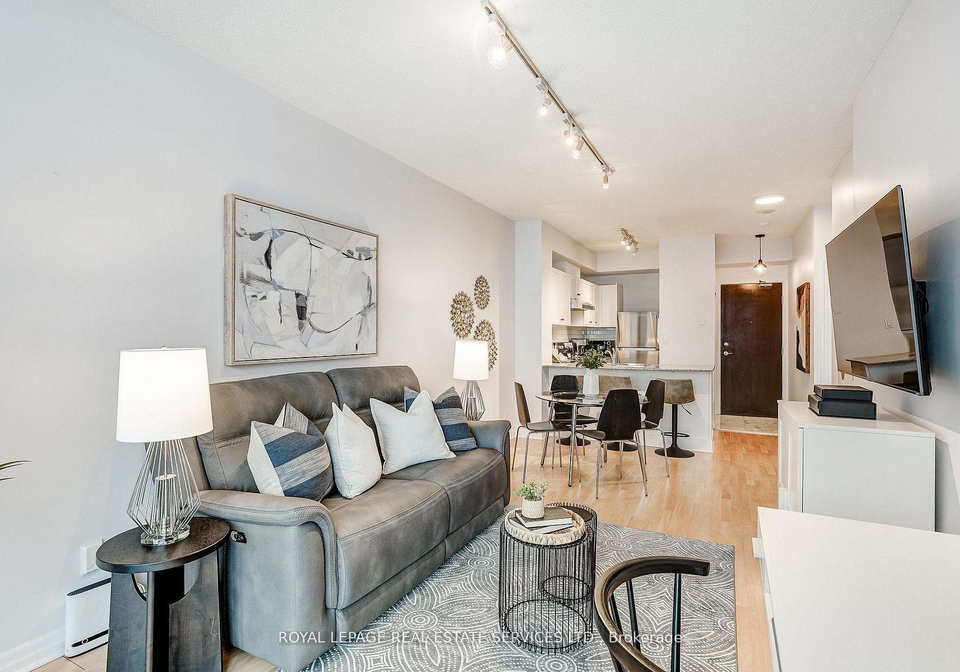 1359-rathburn-road-mississauga-ontario-w13091744