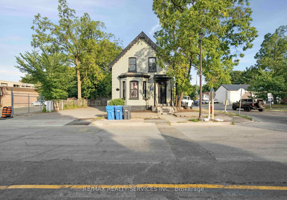 127-queen-street-w-brampton-ontario-w13091942