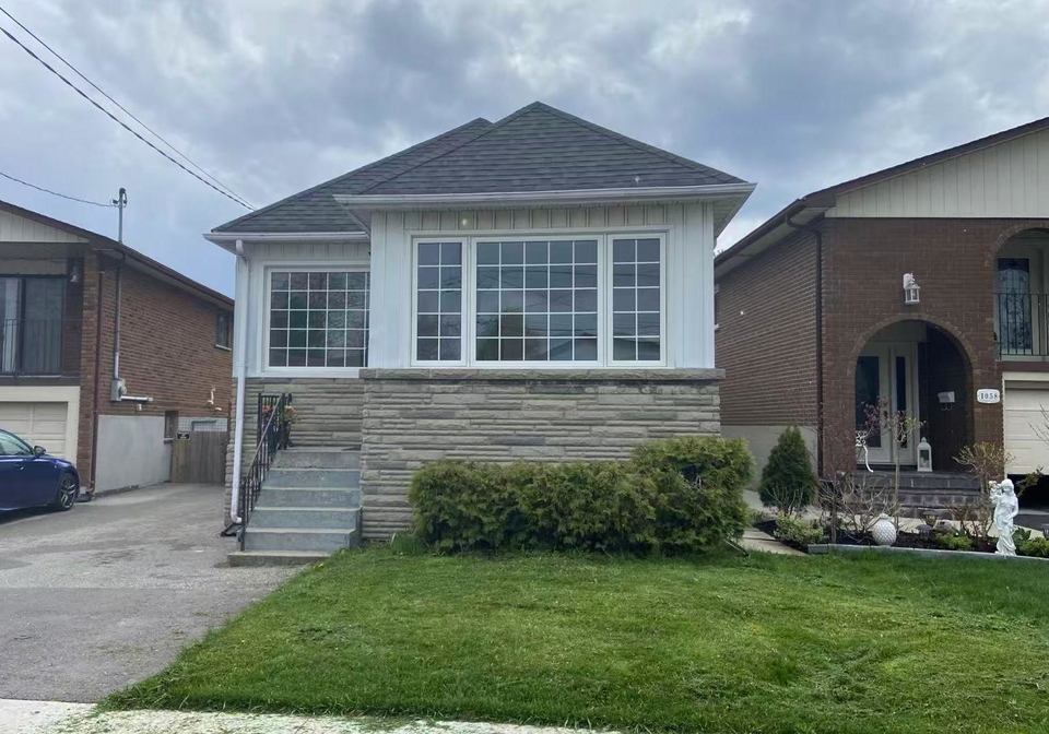 1054-east-avenue-mississauga-ontario-w13092082
