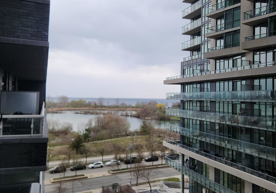 110-marine-parade-drive-etobicoke-ontario-w13092124