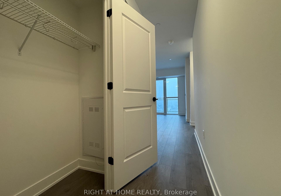 2343-khalsa-gate-oakville-ontario-w13092144
