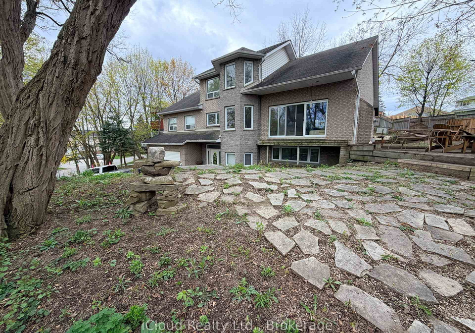 176-wyndham-street-mississauga-ontario-w13092236