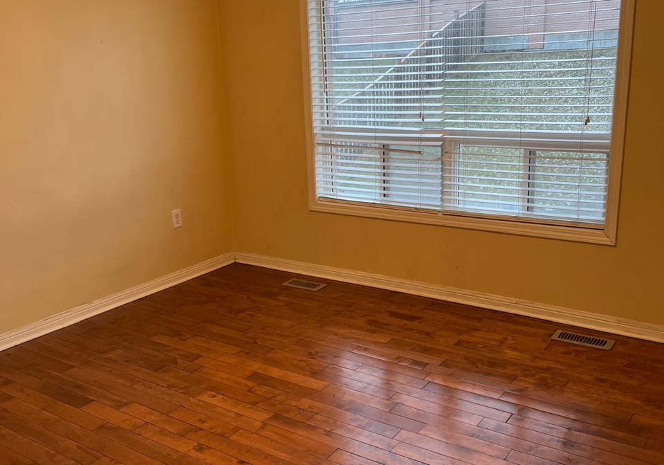 12-murphy-road-brampton-ontario-w13092296