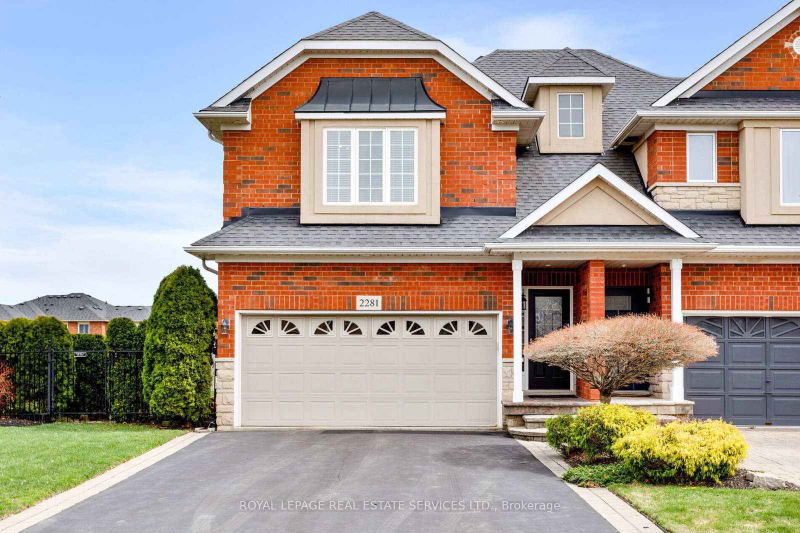 2281-highcroft-road-oakville-ontario-w13092324