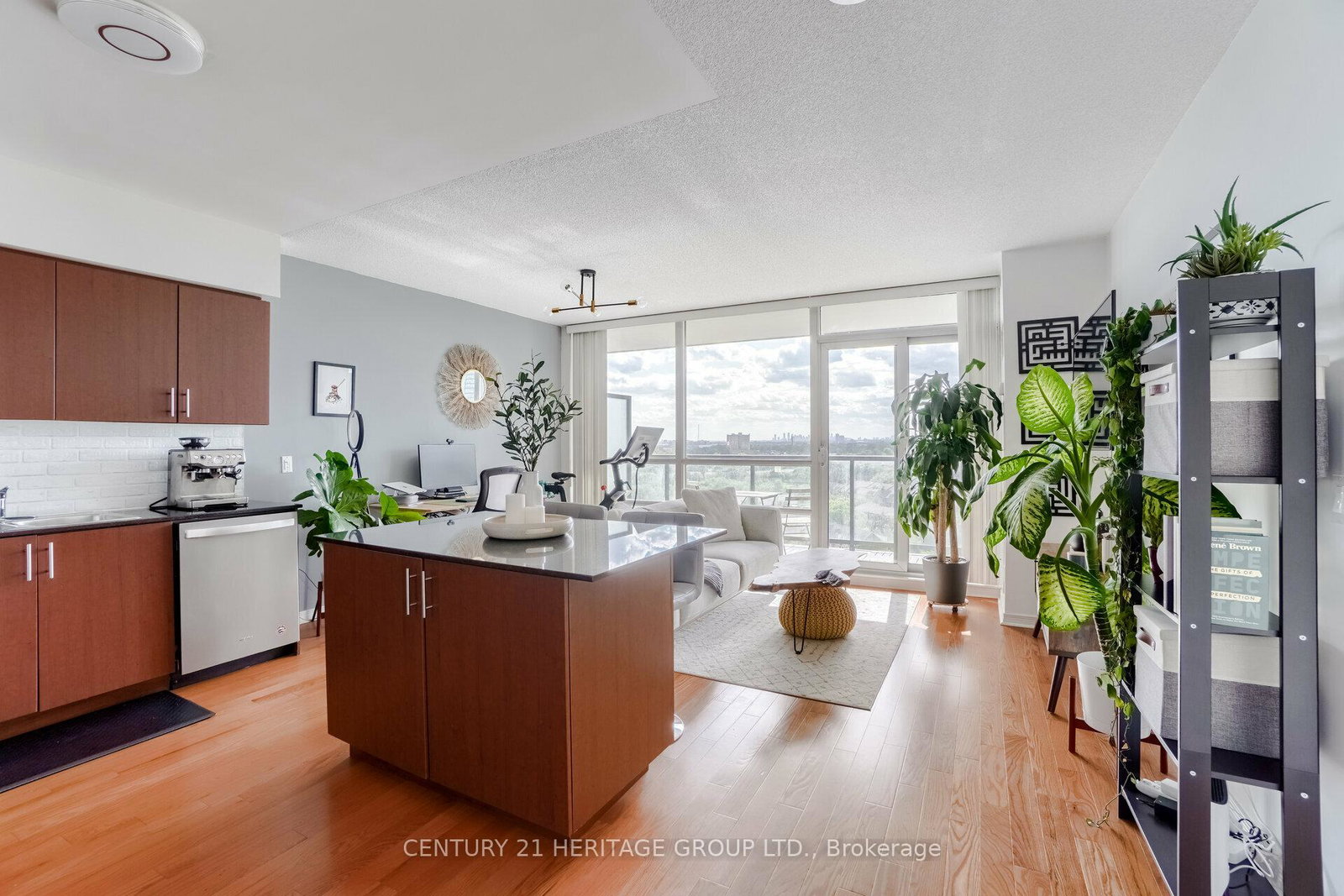 15-legion-road-etobicoke-ontario-w13092434
