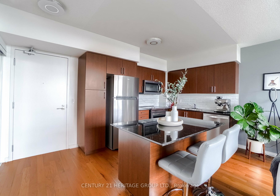 15-legion-road-etobicoke-ontario-w13092434