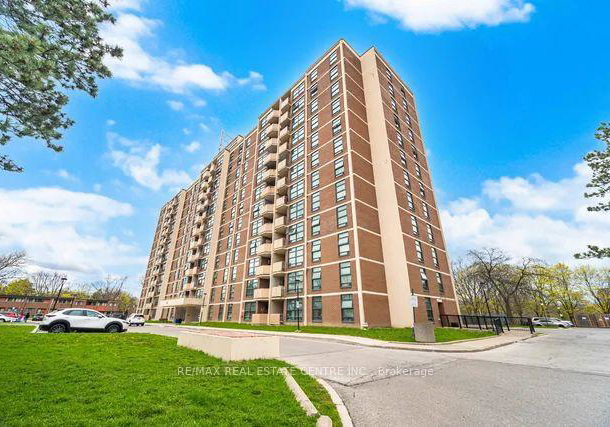 345-driftwood-avenue-york-ontario-w13092664