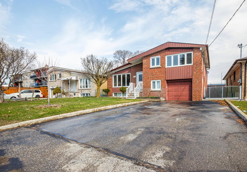 35-euphrasia-drive-north-york-ontario-w13092856