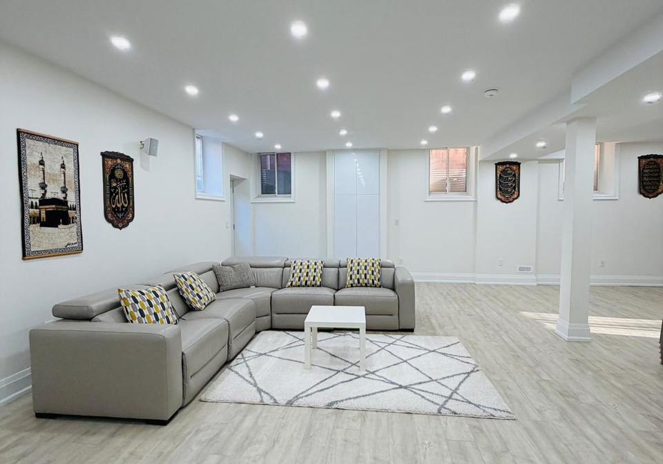 24-charing-cross-gate-oakville-ontario-w13092954