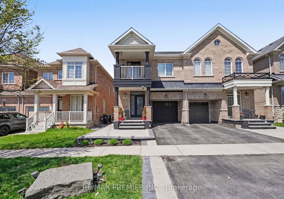 82-chesterwood-crescent-brampton-ontario-w13093164