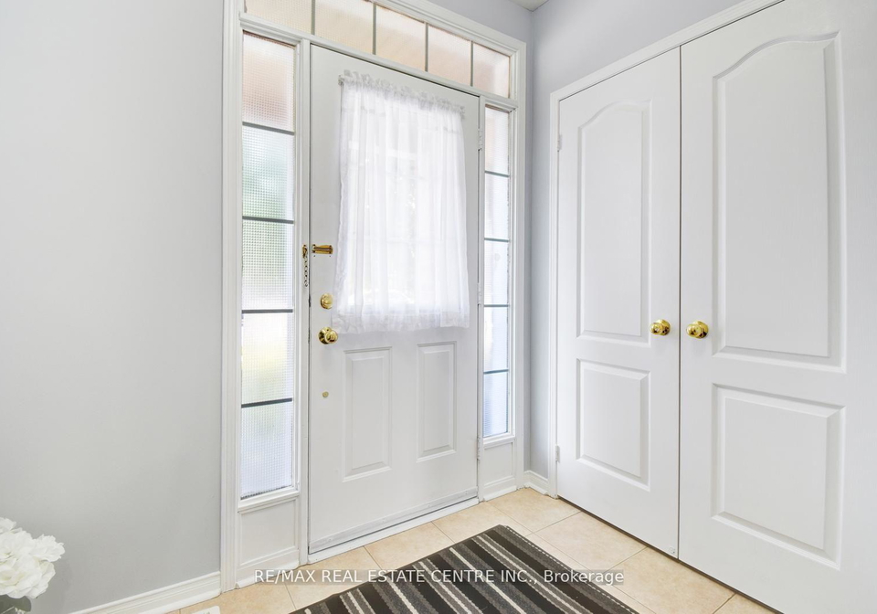 103-botavia-downs-drive-brampton-ontario-w13093206