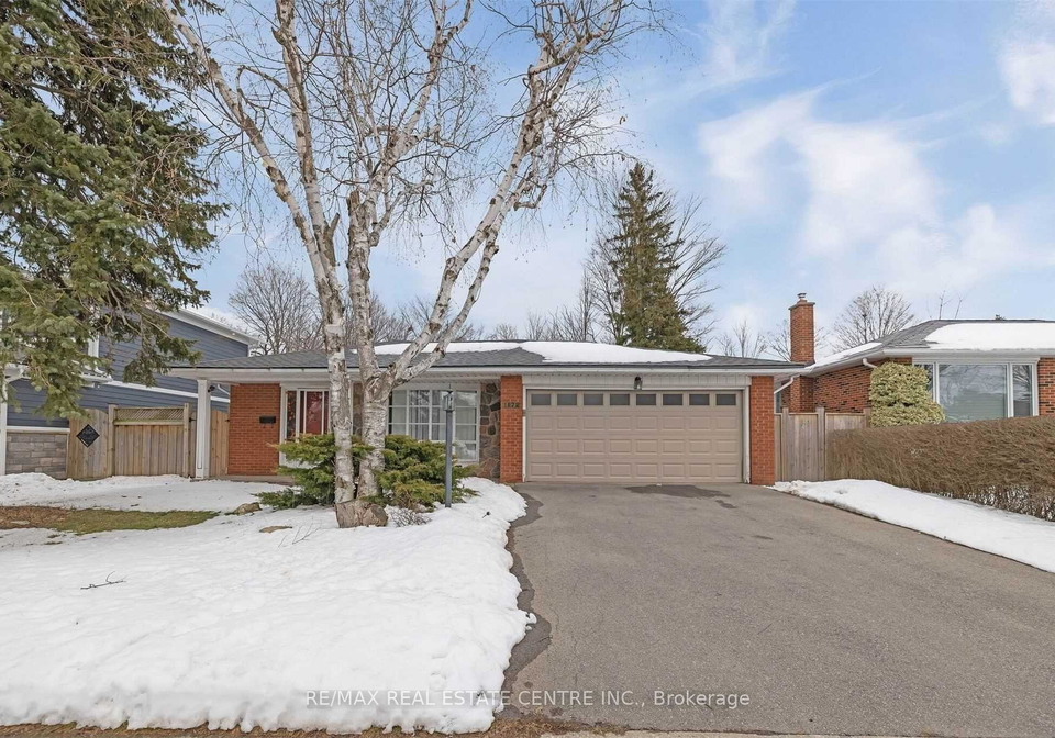 1172-queens-avenue-oakville-ontario-w13093218