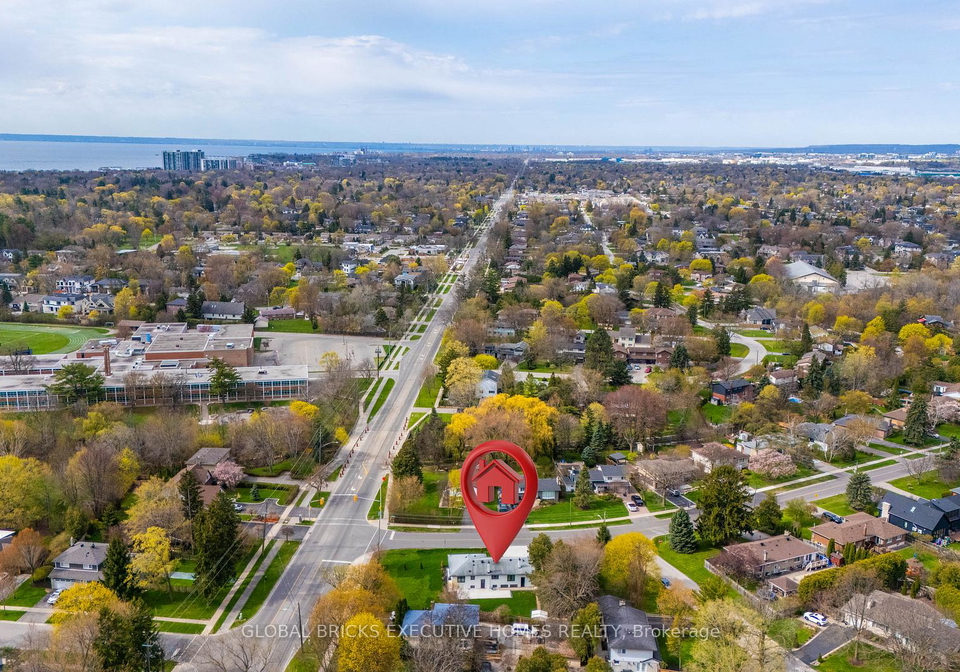 307-lees-lane-oakville-ontario-w13093220